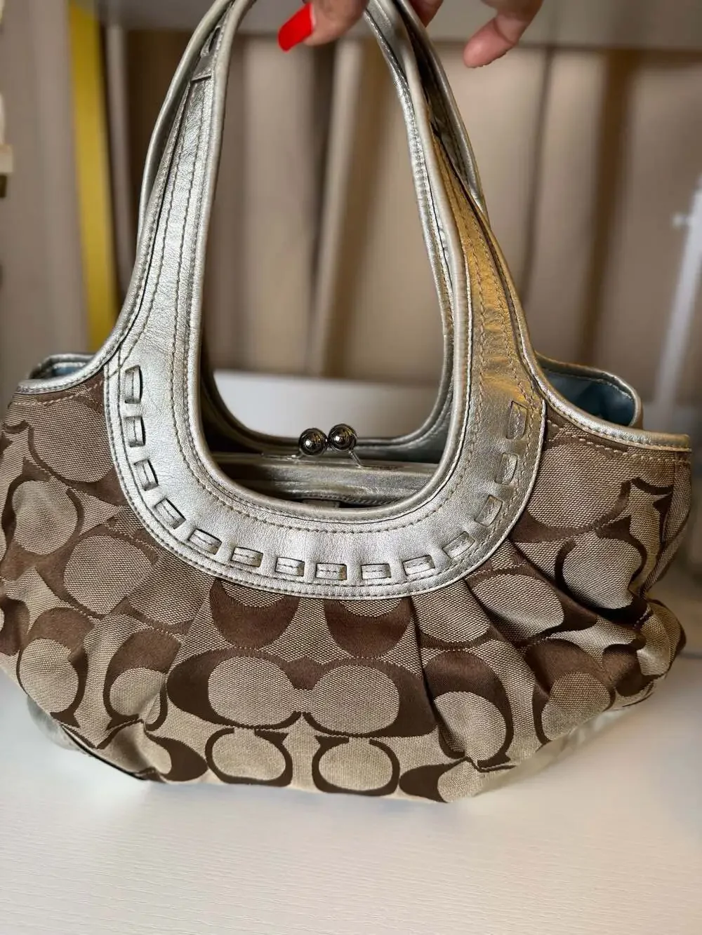 Coach Signature C Pleated Kisslock Shoulder Bag Brown Silver